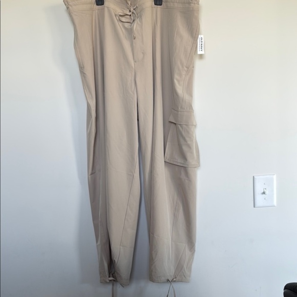 Old Navy Khaki Casual Pants